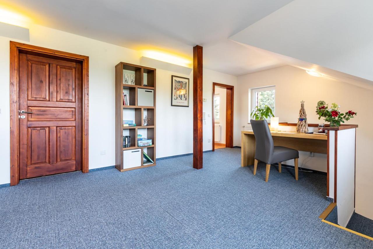 Apartmany Nad Slikovkou Jachymov Luaran gambar